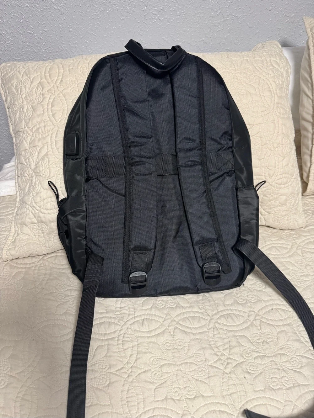 Black Men's Backpack with USB Charging Port